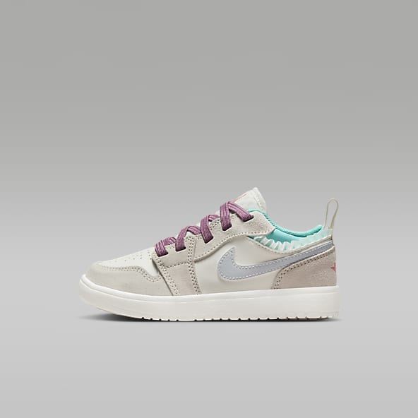 Little girl air jordans shop